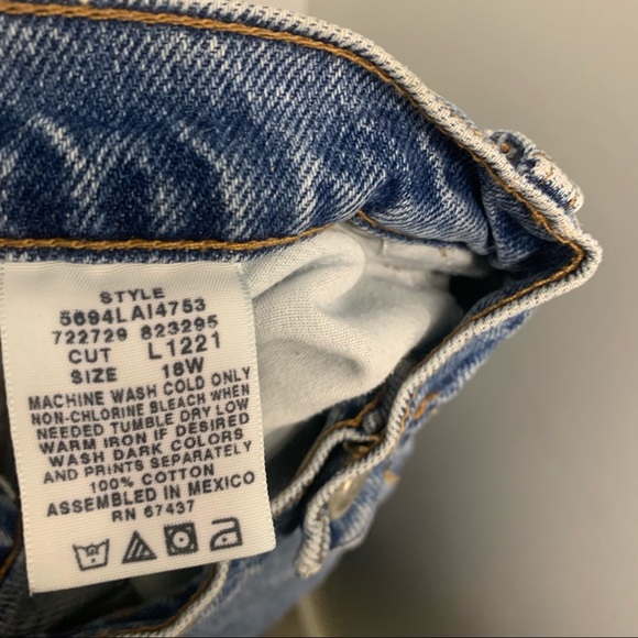 Vintage High Rise Women’s Taper Denim Blue Jeans Size 18W - Picture 8 of 9